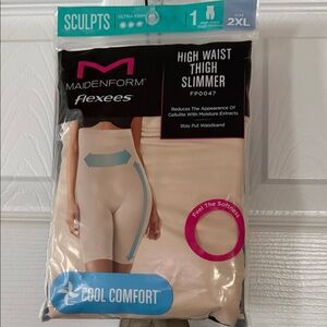 Maidenform Flexees High Waist Thigh Slimmer in Cream